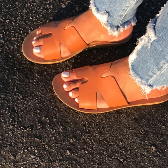 “H” Faux Leather Sandals in Tan - Picture 3 of 8